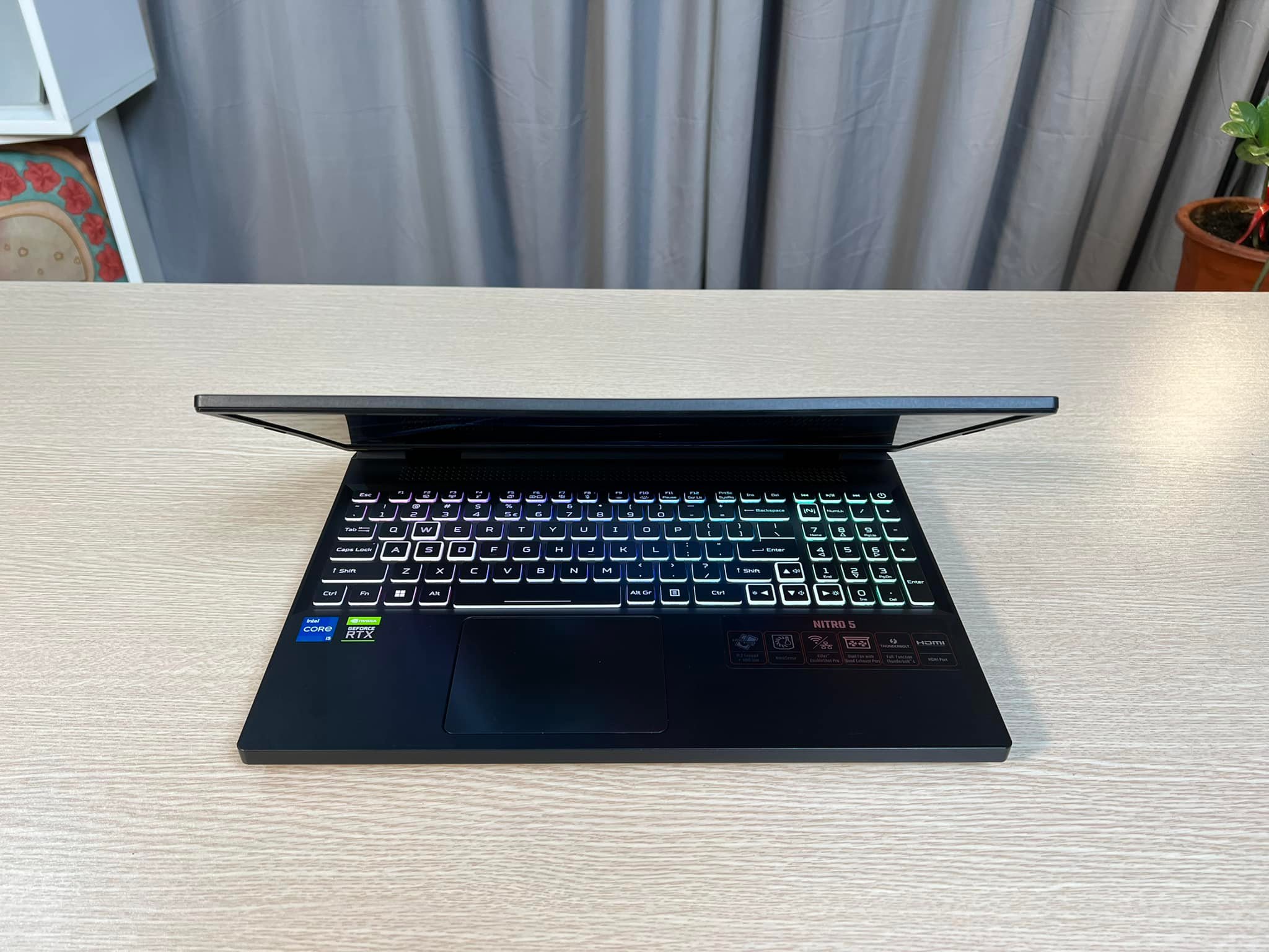 Laptop Acer Nitro 5 Tiger 2022 -2.jpeg
